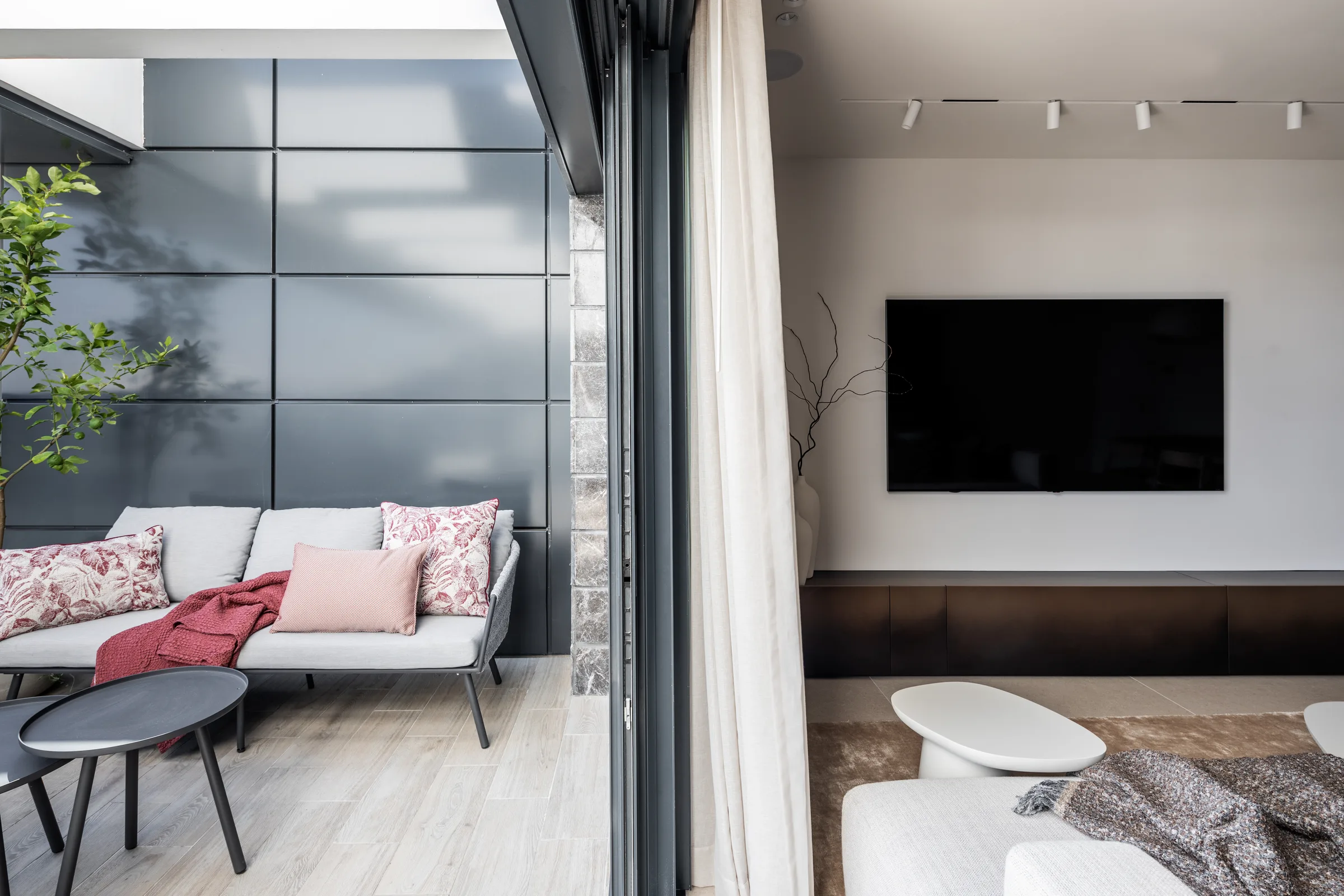 NM Apartment, detail