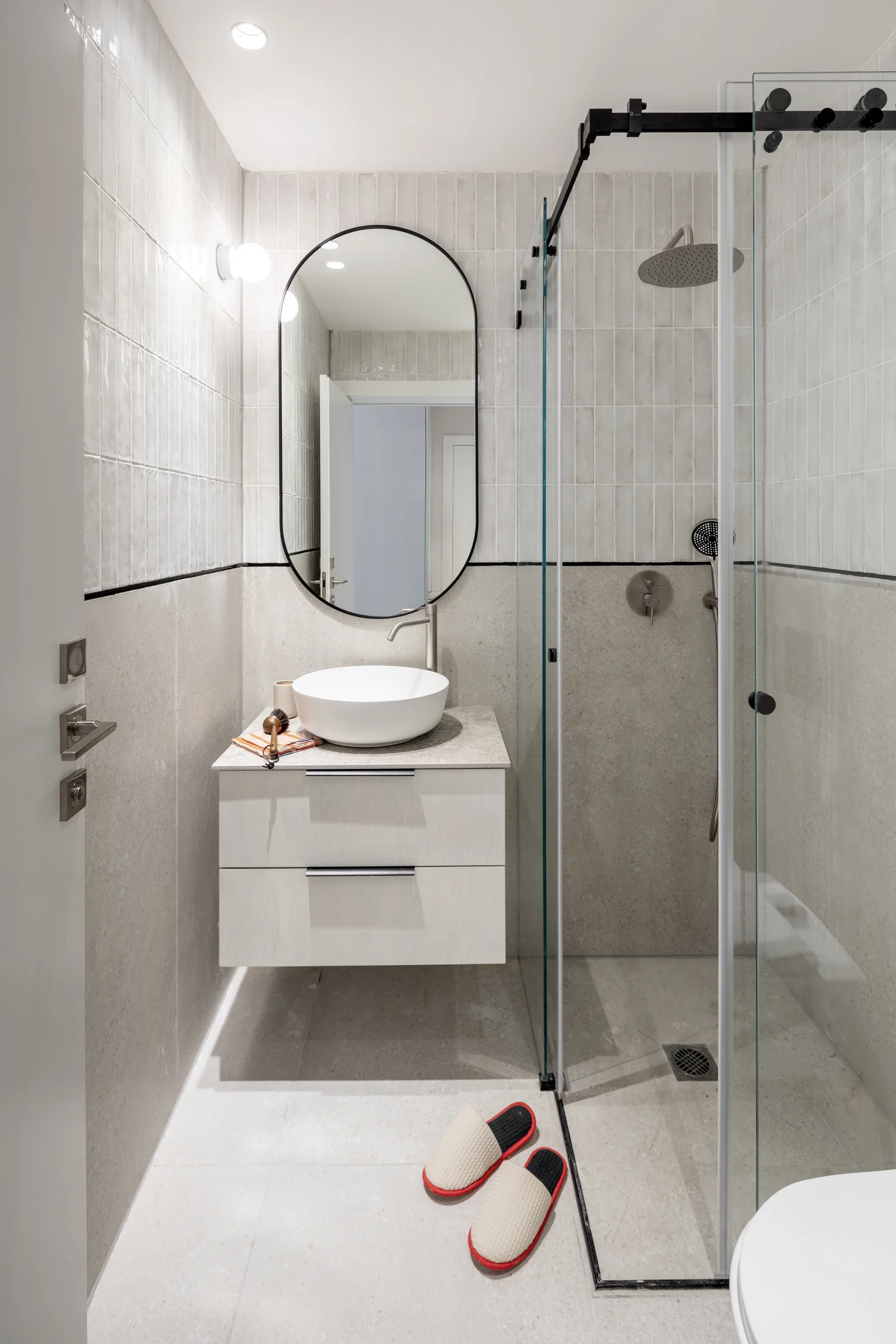 Sharet Show Apartment, detail